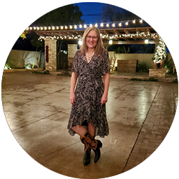 Larissa in cowboy boots